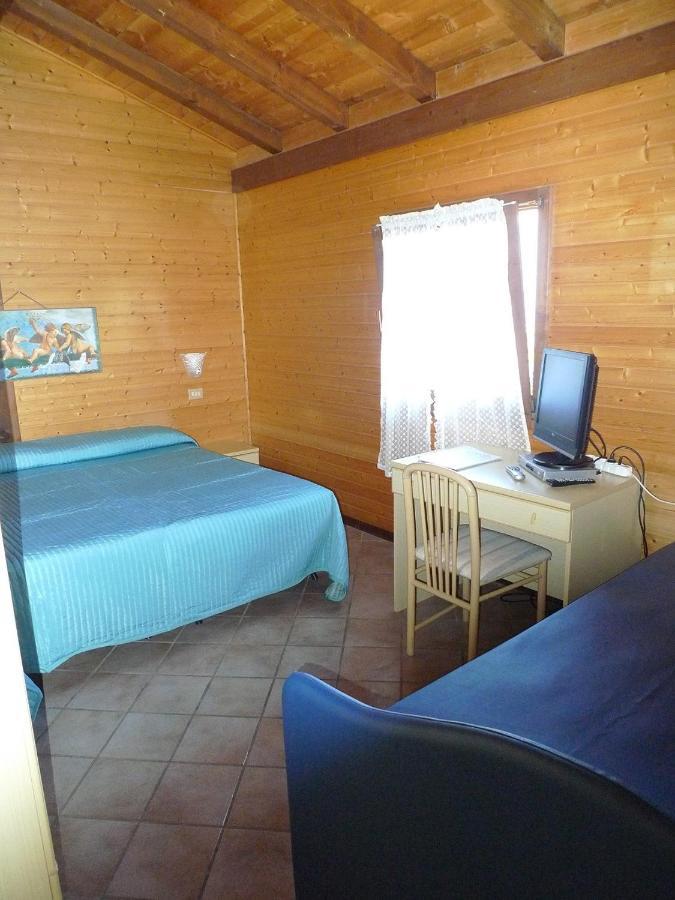 Villa Anna Apartments Tremosine Esterno foto