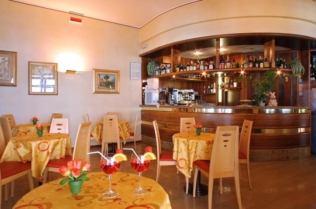 Villa Anna Apartments Tremosine Esterno foto